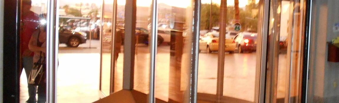 Storefront Glass Repair Cost in Dania Beach, FL